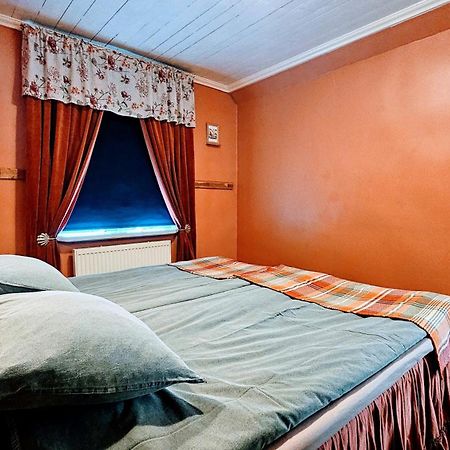 Ullaredsgarden B&B Express מראה חיצוני תמונה